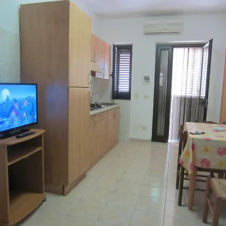 Vacanze Elisa Holiday home *